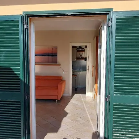 Apartmán Monolocale 1 Oglasa